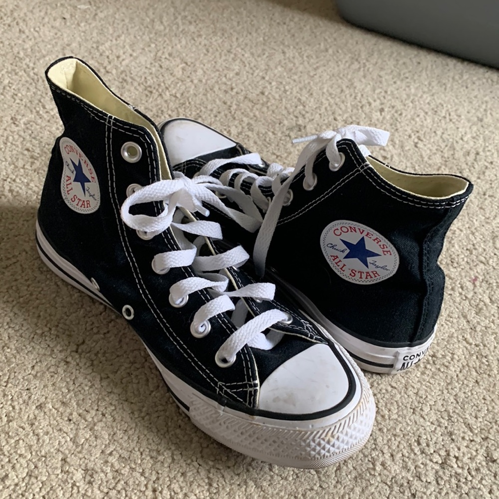 black converse